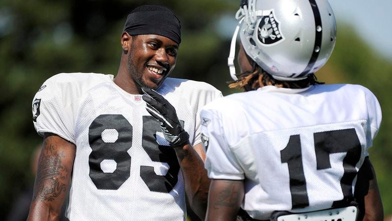 Illustration for article titled Nation's Untalented Fast Wide Receivers Mourn Passing Of Only Employer