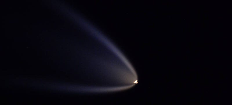 Illustration for article titled A Rocket Launch Seen From the ISS Is as Spectacular as a Comet