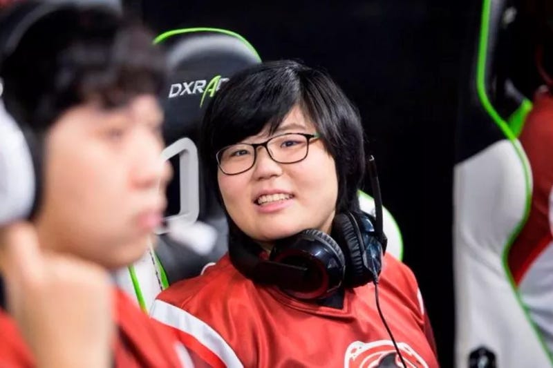 (image via Shanghai Dragons)