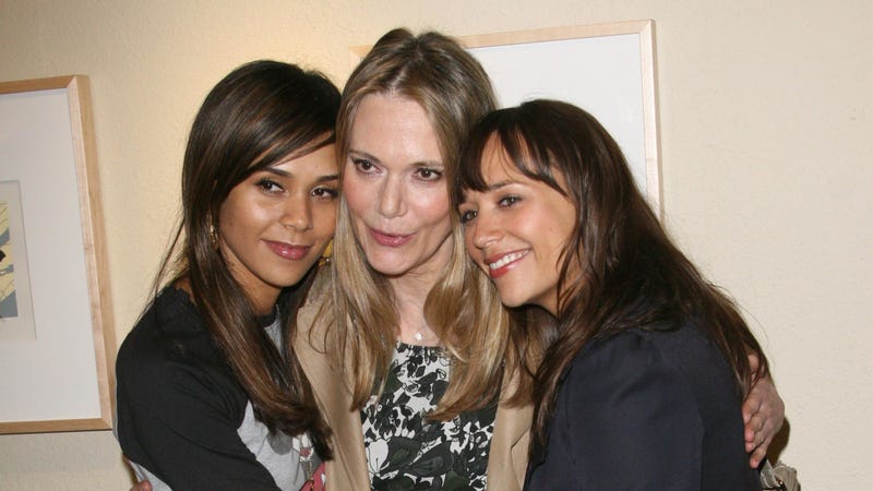 Kidada Jones, Peggy Lipton and Rashida Jones attend “The Art of Pooh” at the Evidence Gallery on April 4, 2008 in Los Angeles, California.