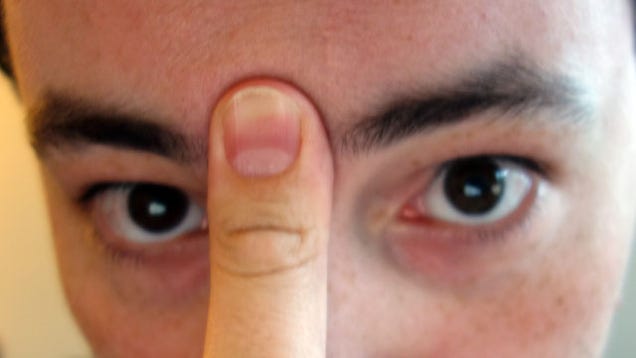 Clear Your Sinuses in 20 Seconds with Your Tongue and Your Thumb