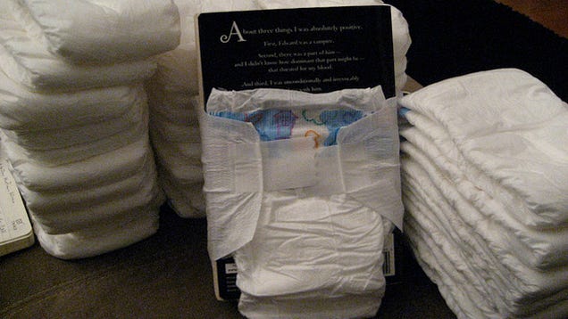 Use Disposable Diapers for Absorbent Ice Packs