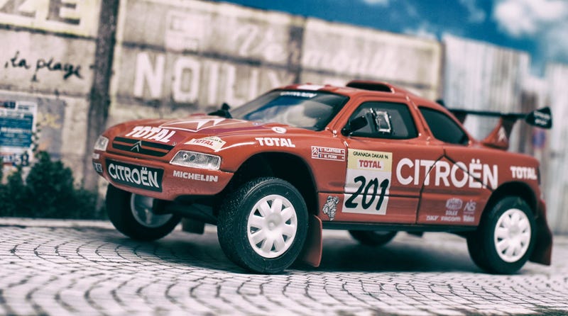 Illustration for article titled French Friday: Dakar!!!