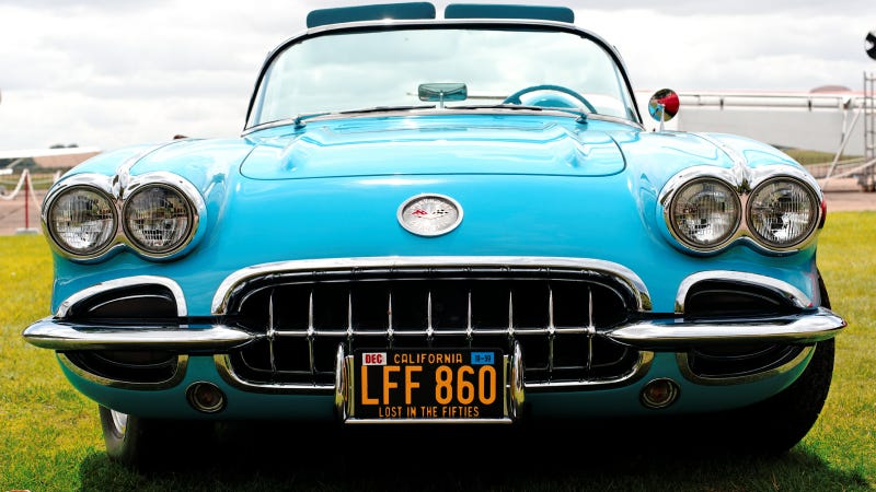 Illustration for article titled Your Ridiculously Awesome '59 Corvette Wallpaper Is Here