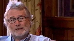 Illustration for article titled Gyászol a Cink, Iain Banks halálos beteg, egy évig sem fog élni