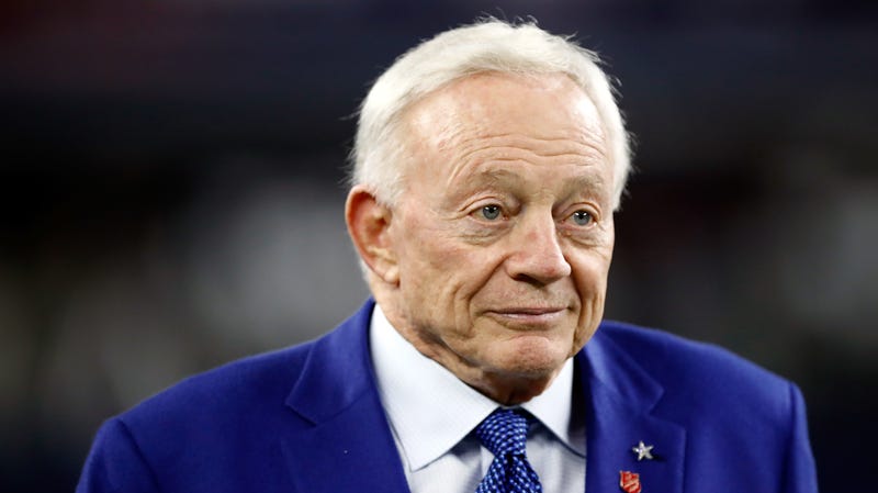 Illustration for article titled Jerry Jones Asserts His Right To Be A Dickweed About Ezekiel Elliott
