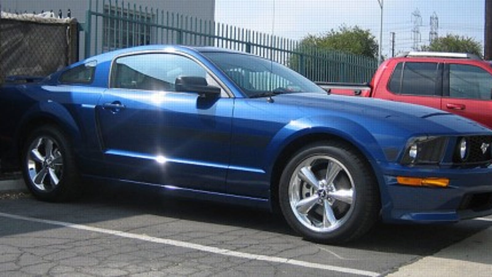 Jalopnik Reviews 2007 Ford Mustang Gt California Special Part 1