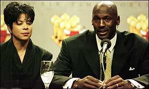 Illustration for article titled Michael Jordan Clears Himself of Excess Baggage