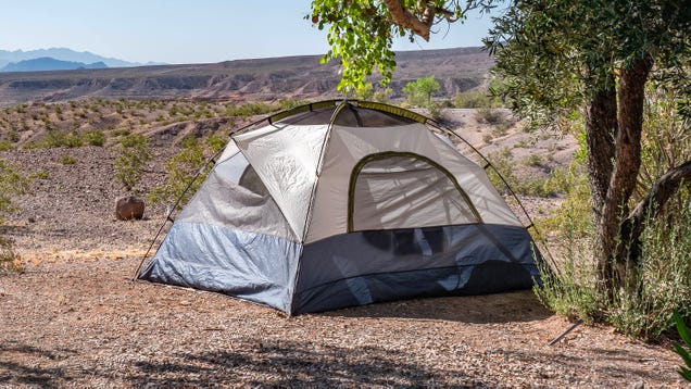 Self-Air Conditioning Tent Just Needs a Gallon of Water To Stay Cool Inside