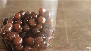 Making bubble tea is totally therapeutic