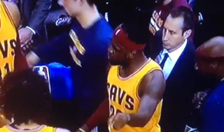 Illustration for article titled David Blatt's Just Trying To Coach Here, Man