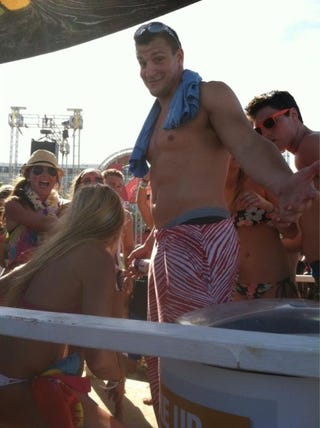Illustration for article titled More Rob Gronkowski At Spring Break: Still Wearing Zubaz, Still Drinking, Still On Crutches