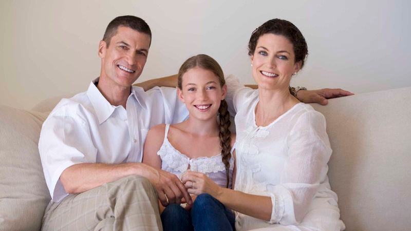 Illustration for article titled Heartwarming: When This Couple’s Daughter Went Missing, Their Community Came Together To Find Them An Even Bigger One