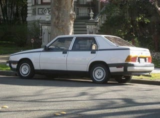 Illustration for article titled 1988 Alfa Romeo Milano