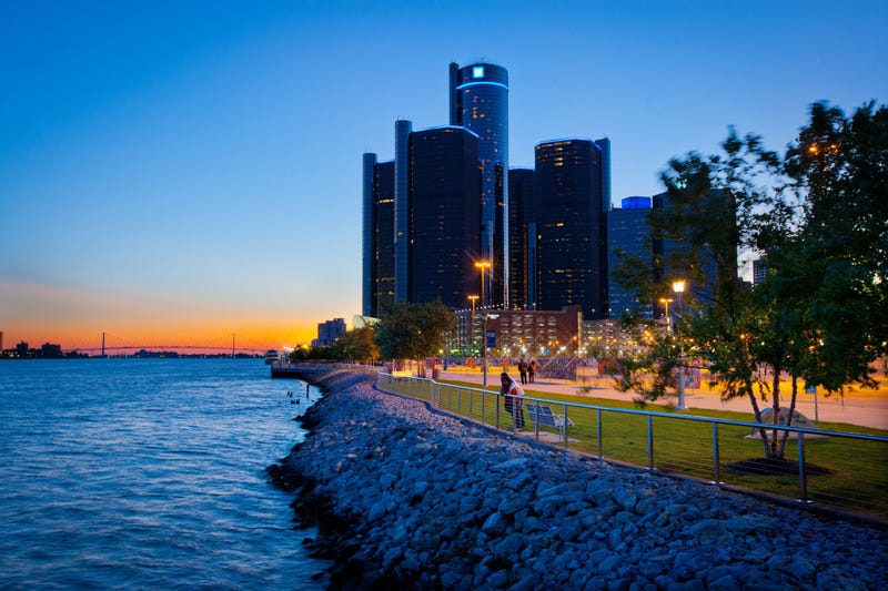 Illustration for article titled Anyone else at the SAE congress? What to do in downtown Detroit?