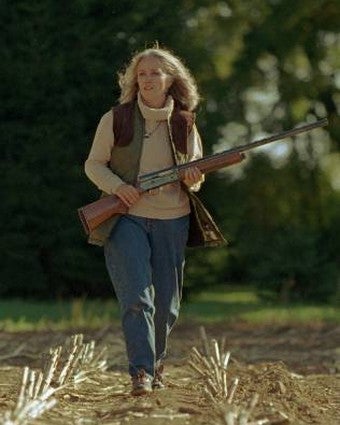 Illustration for article titled Female Hunter Says Women Can Be "Positive Ambassadors To The Non-Hunting World"