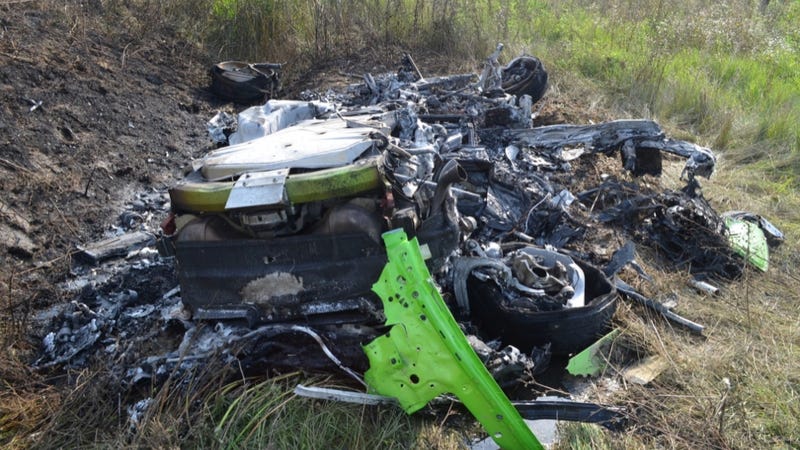 Video Shows Lamborghini Huracan Doing 208 Mph On Highway