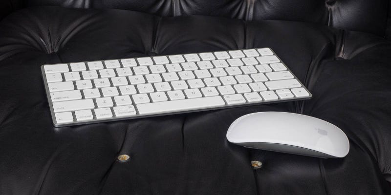 how to charge apple mouse and keyboard