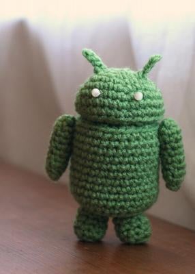 Illustration for article titled A Crocheted Android Robot