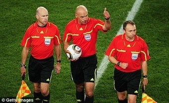 Illustration for article titled Sooth-Saying Wife: My Hubby, the World Cup Finals Ref, Can't Even Control Three Children