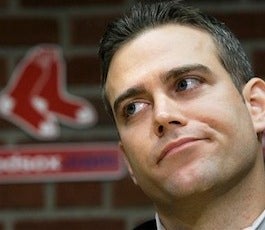 Illustration for article titled Theo Epstein Reportedly On The Verge Of Leaving Boston To Rescue The Cubs