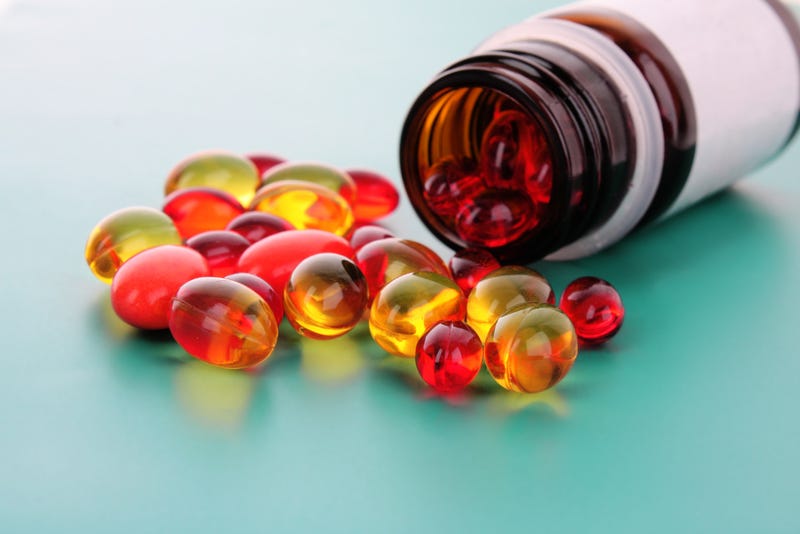 Illustration for article titled Vitamins and Herbal Supplements Are Sending 23,000 Americans to the Hospital a Year