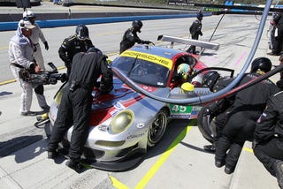 Illustration for article titled Spotters: the better solution for pit lane cameras