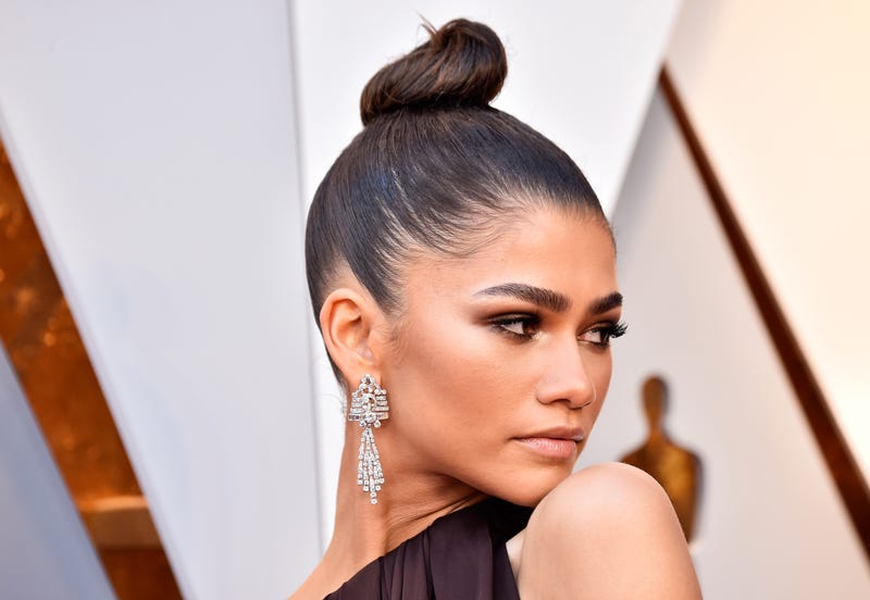 She Got That Glow: How Zendaya Served Simply Stunning ...