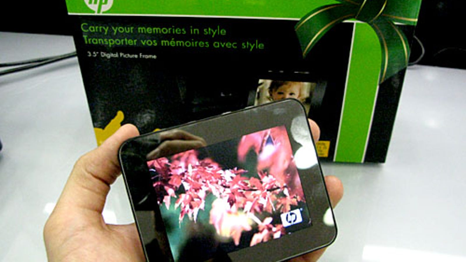 3 5 Inch Digital Photo Frame From Hp Small But Chic