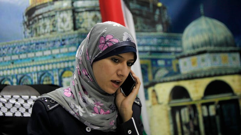Illustration for article titled Hamas Pleasantly Surprises Everyone by Hiring a Young Spokeswoman