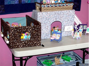 Illustration for article titled Celebrate The Season: Make A Toy Temple!