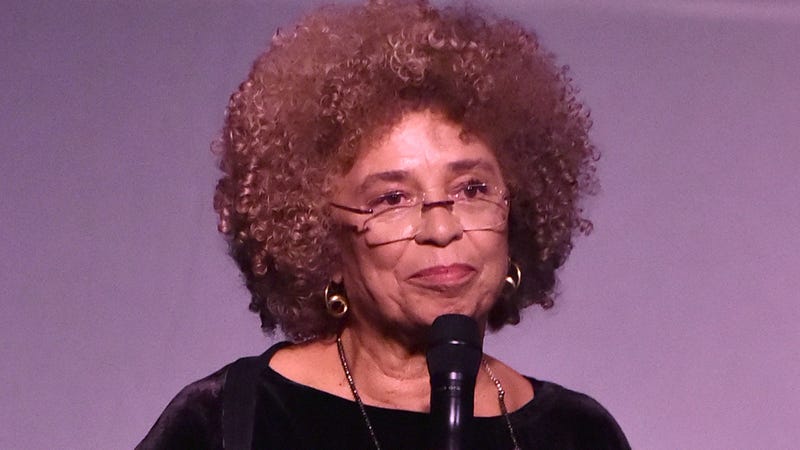 Illustration for article titled Backlash Grows After Civil Rights Institute Reneges on Angela Davis Honor
