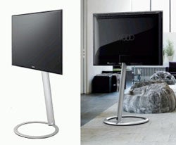 Illustration for article titled Hitachi Will Bring Ultra Thin TVs to the US