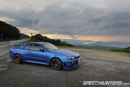 Illustration for article titled Saw an R34...