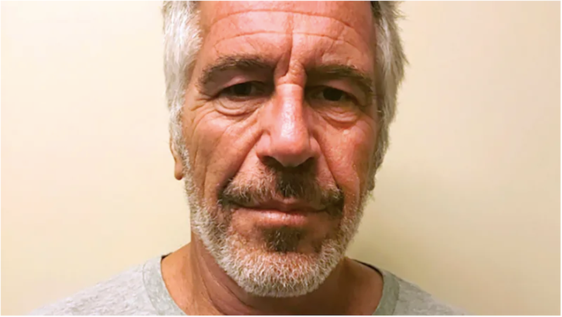 Illustration for article titled Jeffrey Epstein Was Seen With Underage Girls in 2018, Another Investigation Reveals