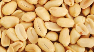 Illustration for article titled Your Legally Protected Right To Enjoy Airplane Peanuts