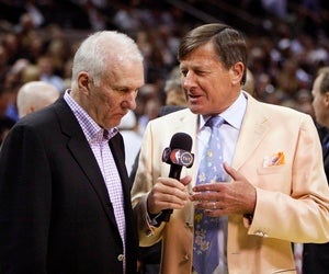 Illustration for article titled Gregg Popovich Can't Help Being A Jerk When Courtside Reporters Ask Him Stupid Questions