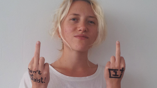 Illustration for article titled OnePlus to Women: Send Us Hot Selfies, We'll Let You Buy Our Phone