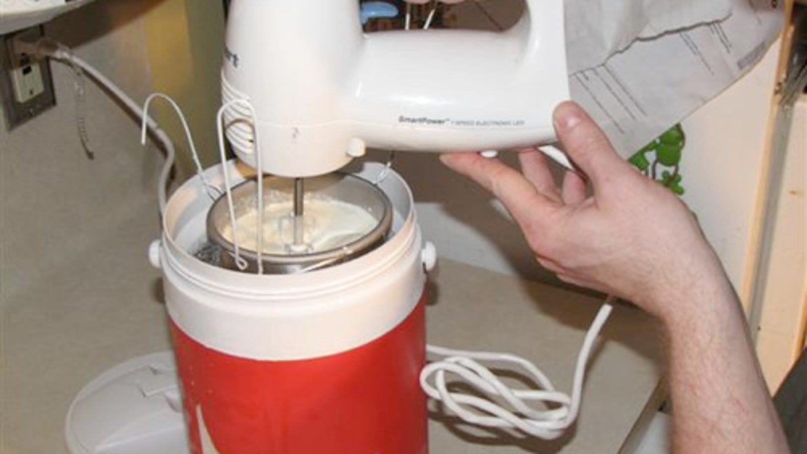 Make Ice Cream in 15 Minutes with a Dry Ice Bath