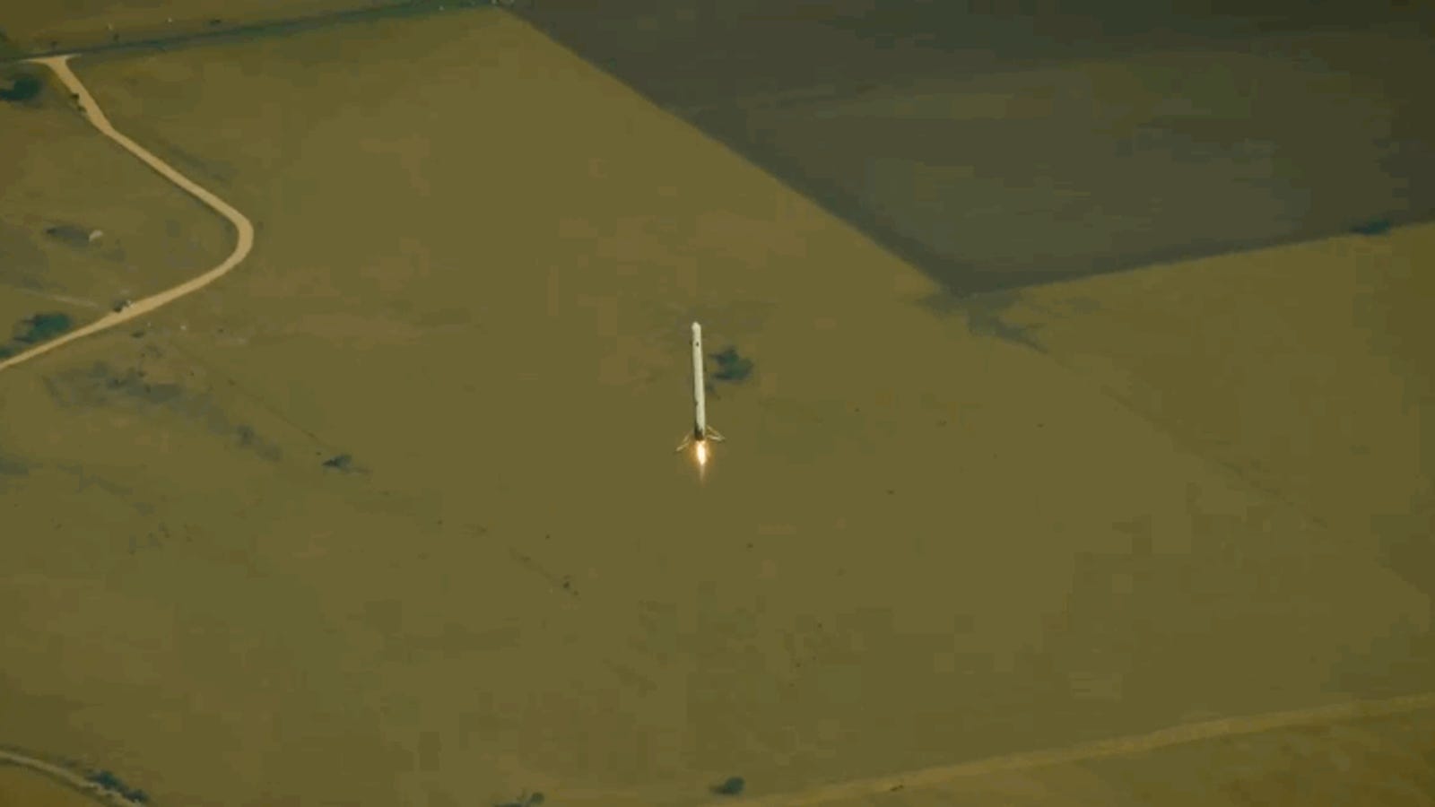 SpaceX rinde homenaje a todas las explosiones y errores de cálculo que perfeccionaron el Falcon 9