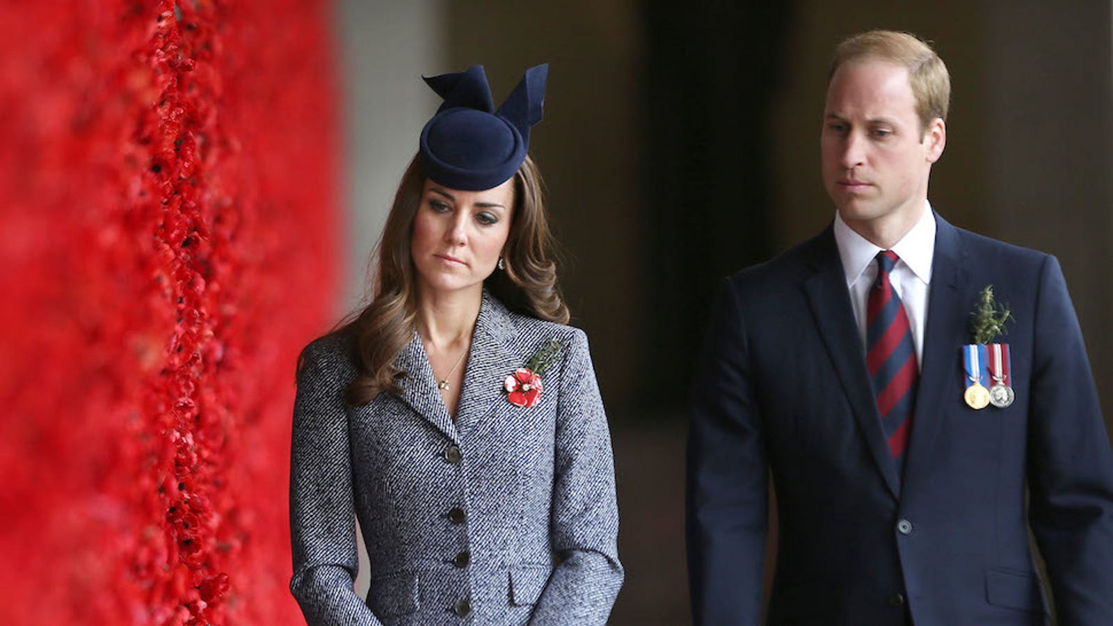 The Royal Family Doesnt Fuck Around With Its Dress Code For Journalists