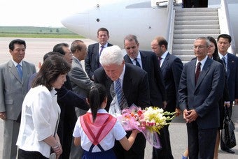Illustration for article titled President Clinton In N. Korea To Negotiate Journalists' Release