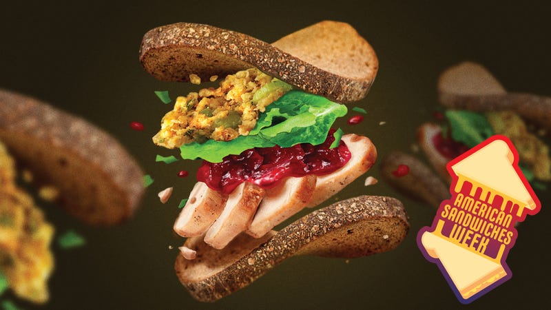 Illustration for article titled How to construct a superb Thanksgiving leftover sandwich