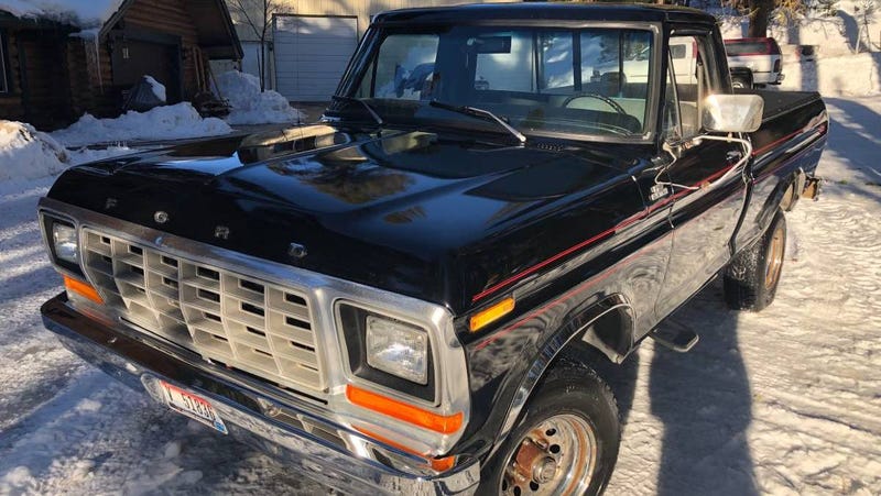 Illustration for article titled At $15,000, Could This 1979 Ford F150 4X4 Short-Bed Make Your Shortlist?