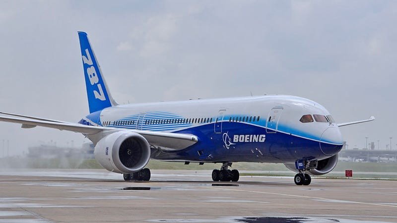 Illustration for article titled FAA Review Concludes 787 Dreamliner Is Safe After "Teething Pains"