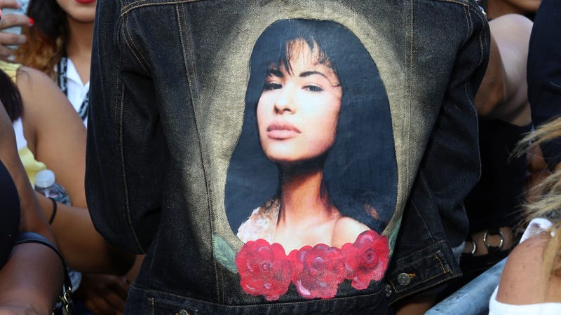 Illustration for article titled A Selena Quintanilla Scripted Series Is Coming to Netflix