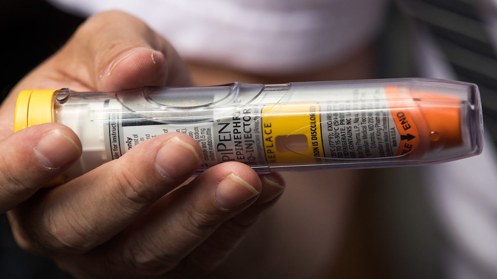 Insurance Companies Will Have to Cover EpiPen for Kids Under New Illinois Law