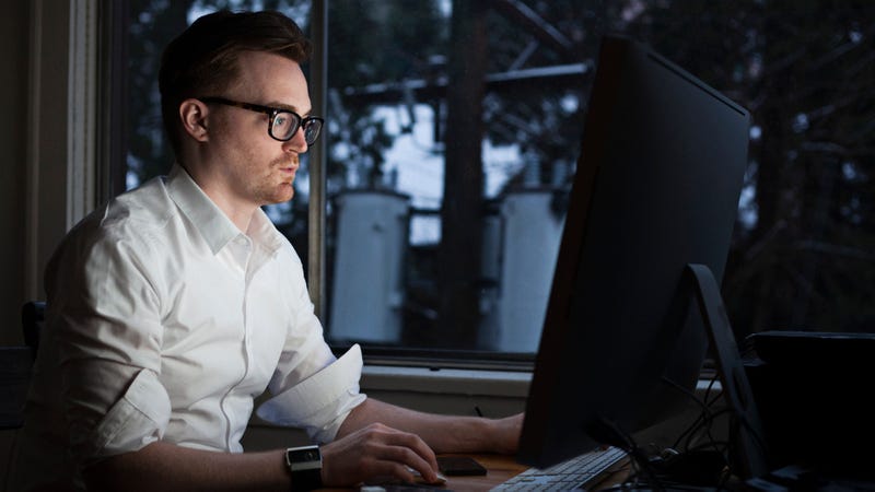 Illustration for article titled Incredibly Lazy And Unprofessional: This Video Game Developer Is Always The First To Leave His Office At 11:45 P.M. Every Day