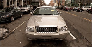 Illustration for article titled Car Abandoned In D.C. Rush-Hour Lane Takes Week To Tow