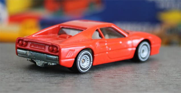 [REVIEW] Siku Ferrari 288 GTO